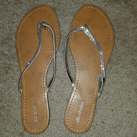 rose gold flip flops with rhinestones